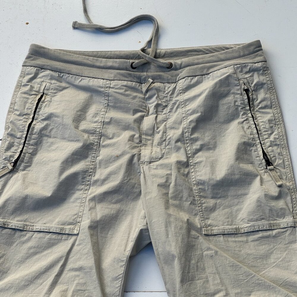 James Perse Stretch Poplin Zip Pocket Pant - Paste Pigment Size 1 (30"-32") - Picture 12 of 16
